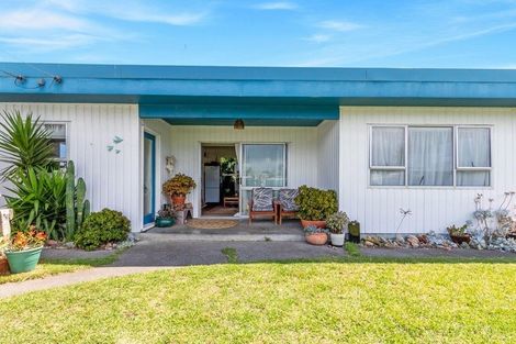 Photo of property in 7a Seafront Road, Castlecliff, Whanganui, 4501