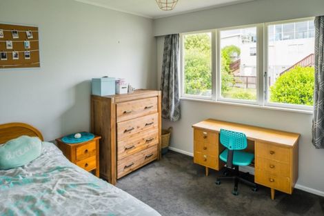 Photo of property in 12 Clematis Grove, Maungaraki, Lower Hutt, 5010