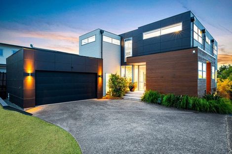 Photo of property in 1/129 Kowhai Road, Mairangi Bay, Auckland, 0630