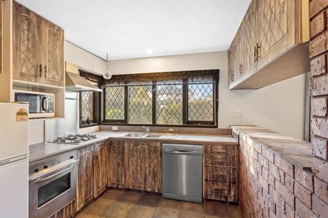 Photo of property in 2/4 Gleneagles Terrace, Ilam, Christchurch, 8053