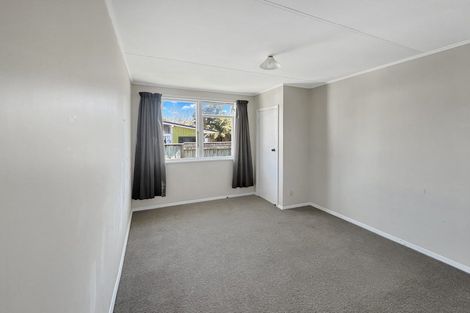 Photo of property in 96 Pahiatua Street, Hokowhitu, Palmerston North, 4410