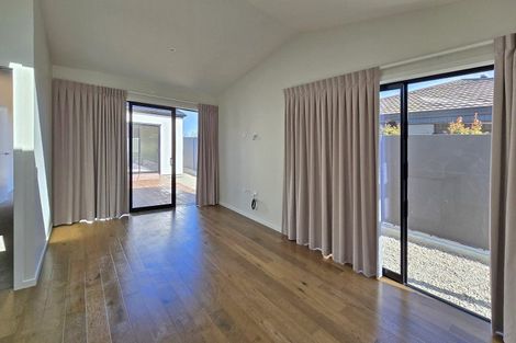 Photo of property in 7 George Yee Place, Taradale, Napier, 4112