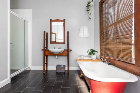 Photo of property in 99 Riverbend Road, Onekawa, Napier, 4110