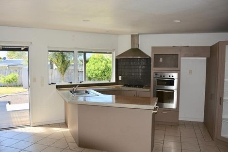 Photo of property in 13 Willow Grove, Tairua, 3508