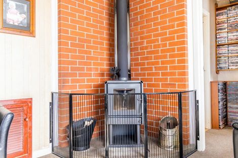 Photo of property in 86 Cox Street, Geraldine, 7930