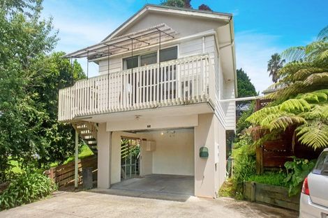 Photo of property in 37 Chatsworth Crescent, Pakuranga Heights, Auckland, 2010