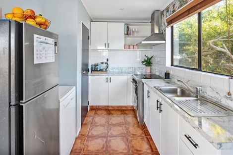 Photo of property in 56 Dominica Crescent, Grenada Village, Wellington, 6037