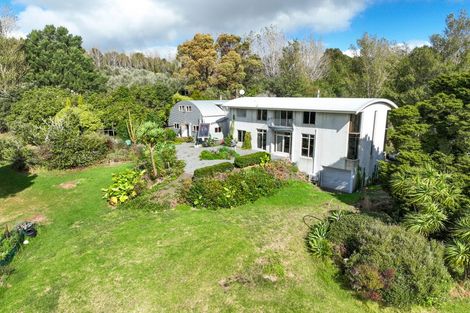 Photo of property in 257 Metcalfe Road, Matakohe, 0593