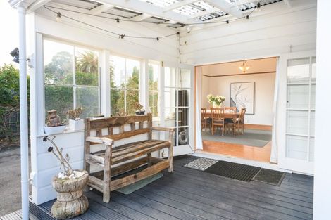 Photo of property in 70 Linton Street, West End, Palmerston North, 4410