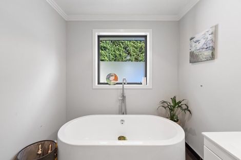 Photo of property in 40 Matua Grove, Otatara, Invercargill, 9879