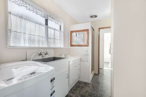 Photo of property in 2 Victoria Close, Picton, 7220