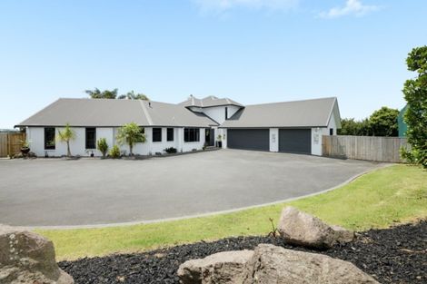 Photo of property in 77 Norm Freeman Drive, Te Puke, 3119
