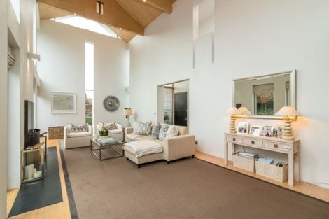 Photo of property in 100 Glandovey Road, Fendalton, Christchurch, 8052