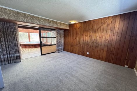 Photo of property in 55 Blakeborough Drive, Forrest Hill, Auckland, 0620