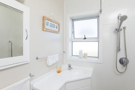 Photo of property in 2 Lytton Road, Riverdale, Gisborne, 4010