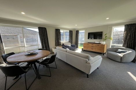 Photo of property in 33 Tradewinds Drive, Whitby, Porirua, 5024