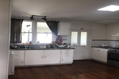 Photo of property in 12 Woodford Road, Mount Eden, Auckland, 1024