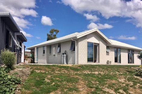 Photo of property in 25 Calla Street, Maungaturoto, 0520