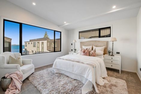 Photo of property in 18b The Esplanade, Eastern Beach, Auckland, 2012