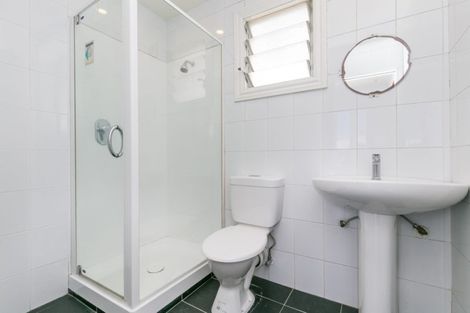 Photo of property in 87 Tasman Street, Mount Cook, Wellington, 6021