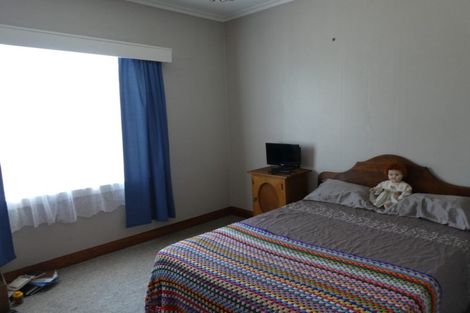 Photo of property in 7 Greenfield Street, Hector, 7822