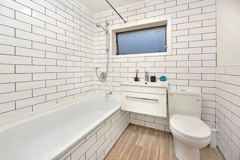 Photo of property in 3/26 Copley Street, New Lynn, Auckland, 0600