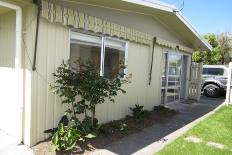 Photo of property in 2/15 Regents Grove, Richmond Heights, Taupo, 3330