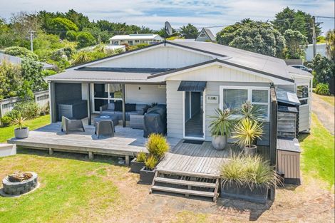 Photo of property in 118 Rua Avenue, Waitarere Beach, Levin, 5510