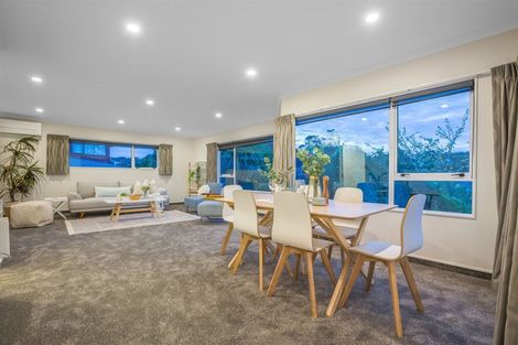 Photo of property in 44 Sailmaker Close, Whitby, Porirua, 5024