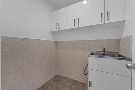 Photo of property in 115 Settlement Road, Papakura, 2110