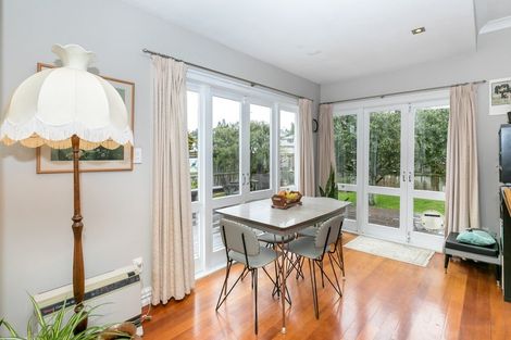 Photo of property in 9 Hinau Street, Maeroa, Hamilton, 3200