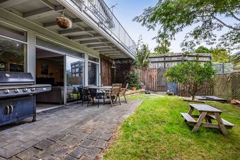 Photo of property in 17 Rawhiti Street, Vogeltown, New Plymouth, 4310