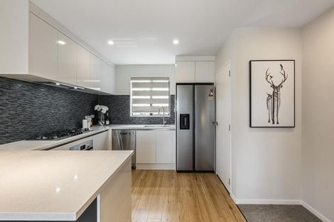 Photo of property in 59b Redwood Drive, Massey, Auckland, 0614