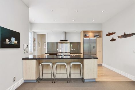 Photo of property in 54 Idris Road, Fendalton, Christchurch, 8052