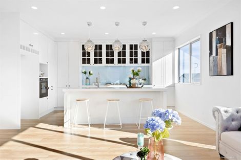 Photo of property in 23 Cooladawson Drive, Flat Bush, Auckland, 2019