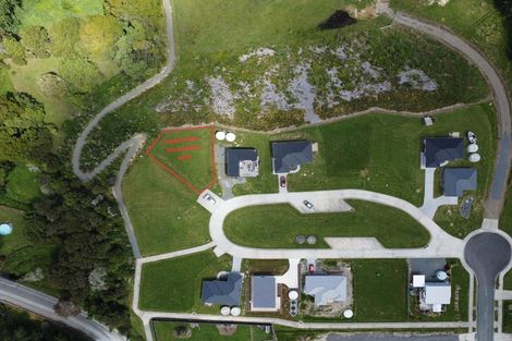 Photo of property in 17 Manaaki Circle, Paparoa, 0571