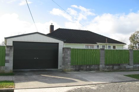 Photo of property in 32 Poole Street, Feilding, 4702