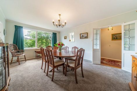 Photo of property in 39 Blue Mountains Road, Silverstream, Upper Hutt, 5019