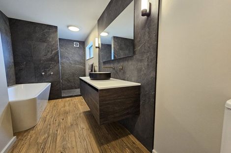 Photo of property in 6 Pollock Place, Lake Tekapo, 7999