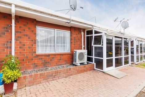Photo of property in 2/6 Bowen Street, Feilding, 4702