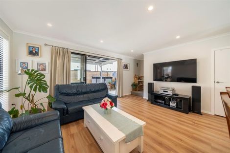 Photo of property in 5 Reid Lane, Wallaceville, Upper Hutt, 5018