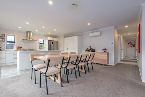 Photo of property in 1 Serenity Crescent, Kelvin Grove, Palmerston North, 4414