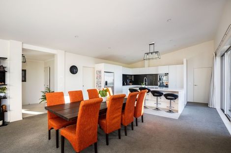 Photo of property in 576a Mangorei Road, Mangorei, New Plymouth, 4371