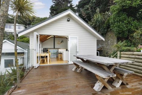 Photo of property in 116 Evans Bay Parade, Roseneath, Wellington, 6021