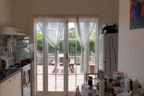 Photo of property in 18 Jasper Avenue, Mount Roskill, Auckland, 1041