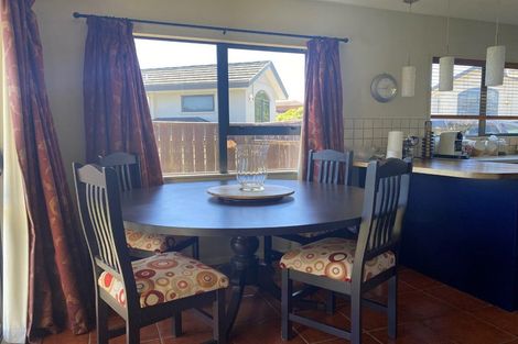 Photo of property in 49 Kentwood Drive, Woodridge, Wellington, 6037