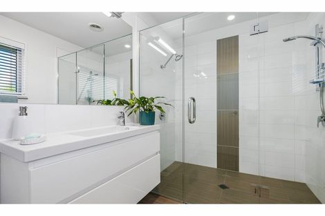 Photo of property in 63a Halswell Junction Road, Halswell, Christchurch, 8025