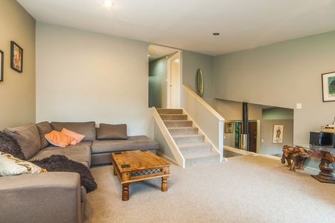 Photo of property in 25 Victory Road, Laingholm, Auckland, 0604