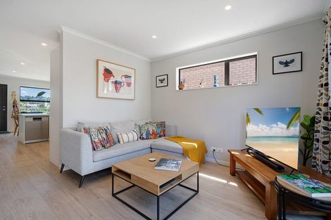 Photo of property in 45 O'meara Street, Swanson, Auckland, 0614