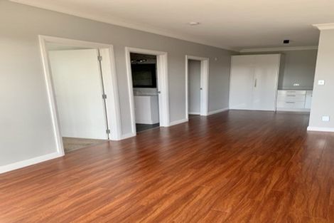 Photo of property in 7 Boutique Way, Orewa, 0931